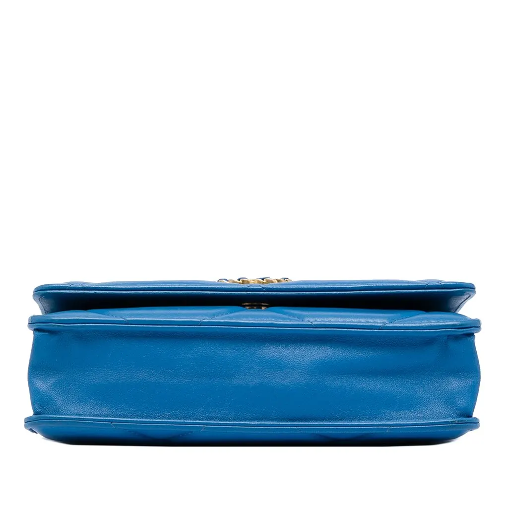 Chanel Quilted Lambskin 19 Wallet On Chain Blue Leather Very good - Inside View