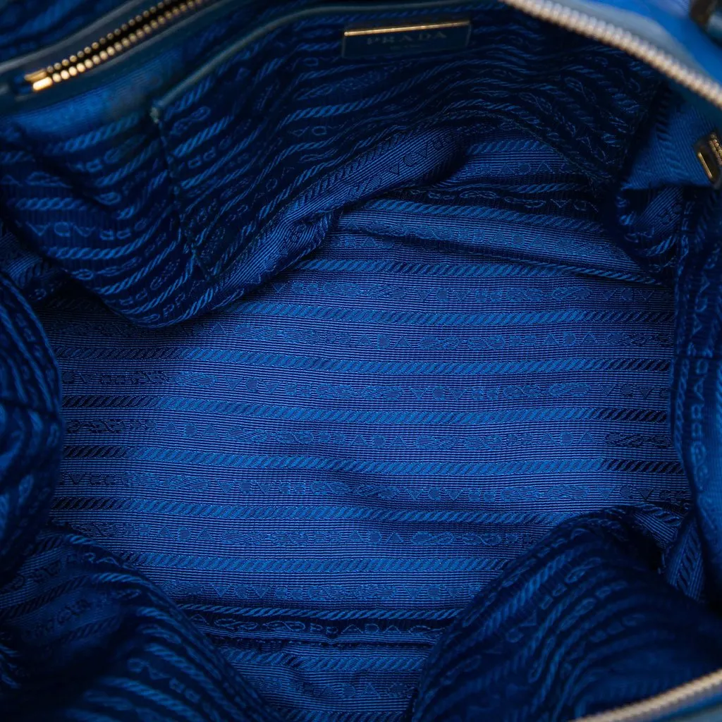 Prada Saffiano Trimmed Tessuto Zip Top Convertible Tote Blue Very good - Model View