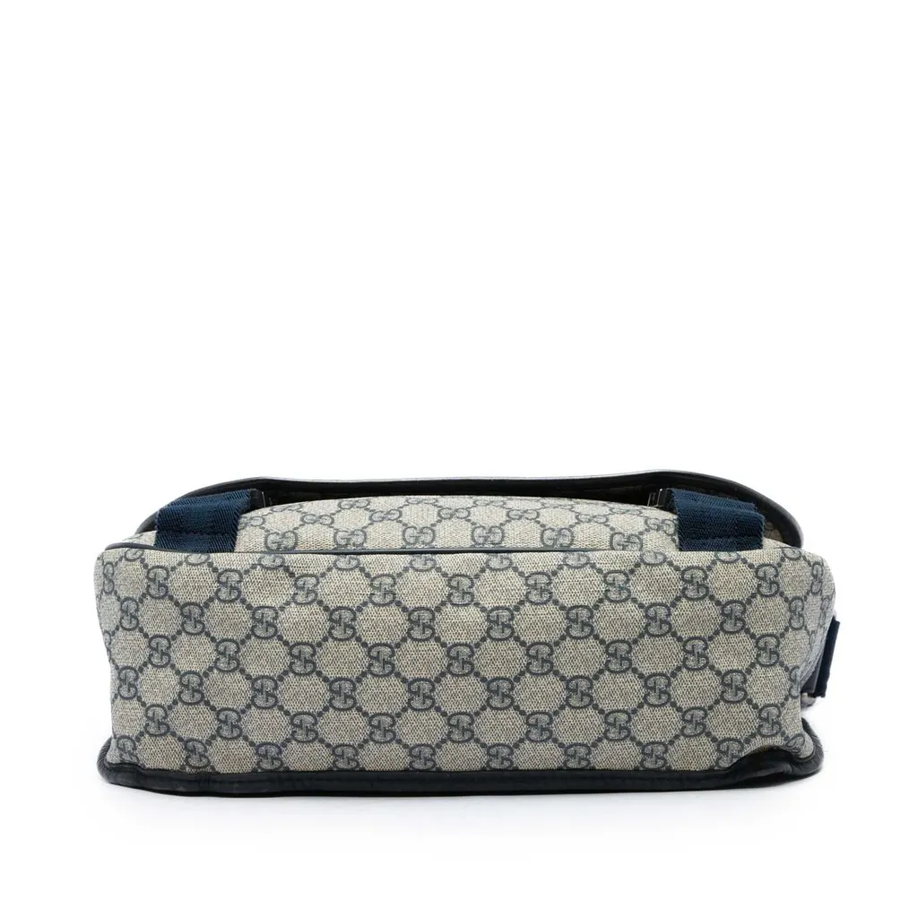 Gucci GG Supreme Crossbody Beige Canvas Very good - Inside View