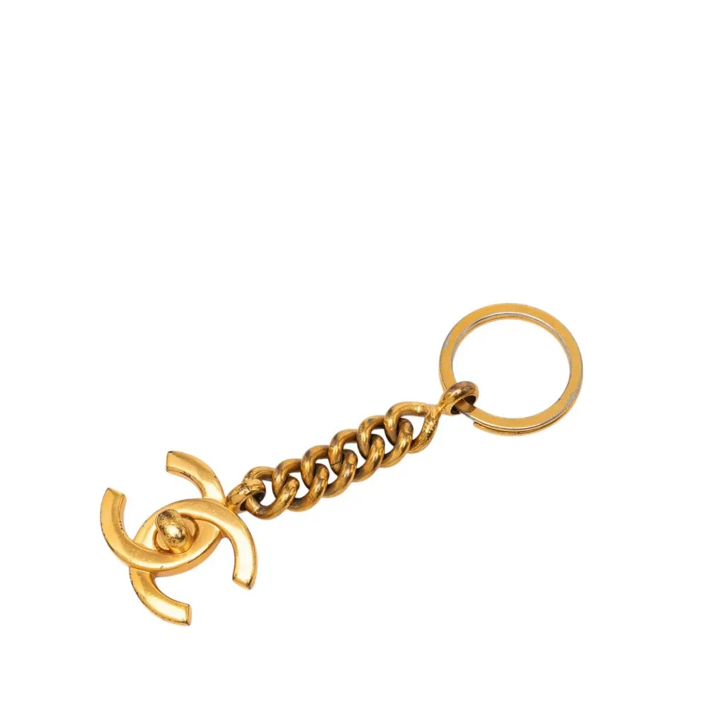 Chanel CC Gold Plated Turnlock Key Chain Gold Metal Very good - Front View