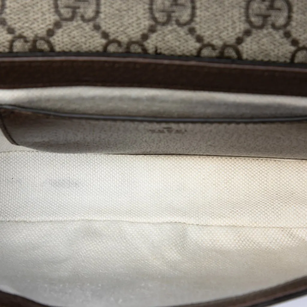 Gucci GG Supreme Web Ophidia Pochette Crossbody Beige Very good - Model View