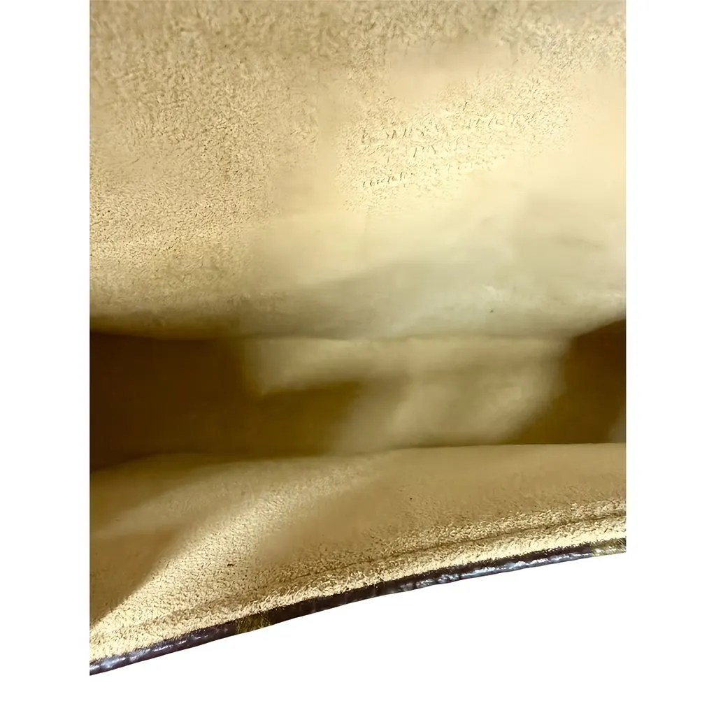 Louis Vuitton Monogram Pochette Florentine Brown Canvas Very good - Model View