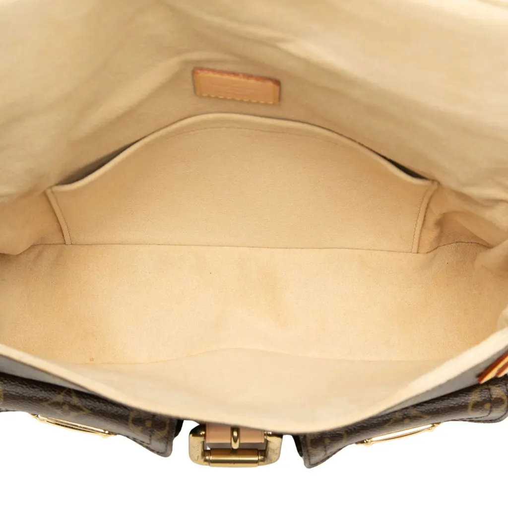 Louis Vuitton Monogram Hudson PM Brown Canvas Good - Model View