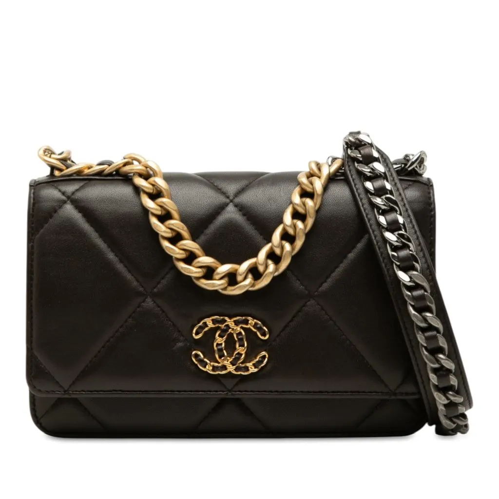 Chanel Quilted Lambskin 19 Wallet on Chain Brown Leather Very good - Front View