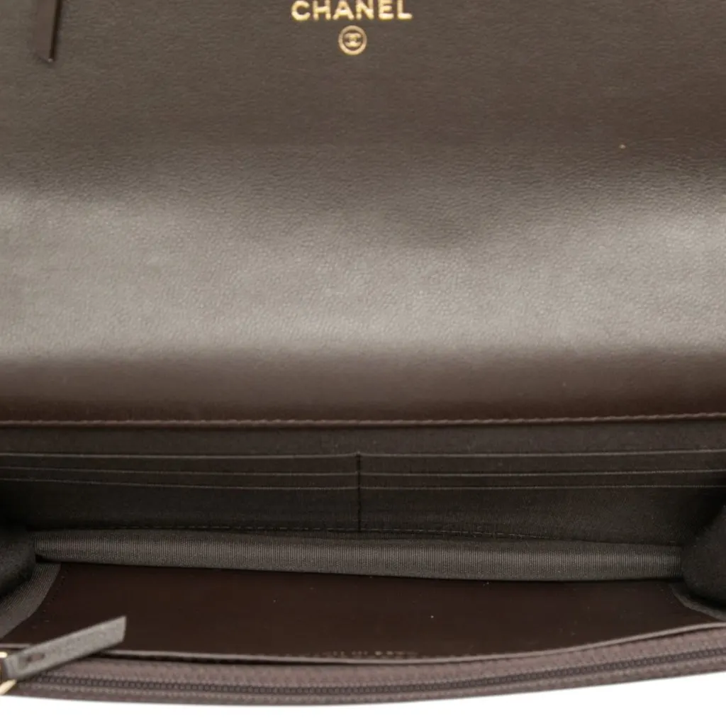 Chanel Quilted Lambskin 19 Wallet on Chain Brown Leather Very good - Model View