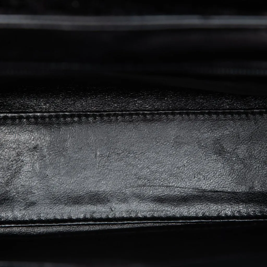 Chanel Patent Kelly Top Handle Flap Black Leather Very good - Model View