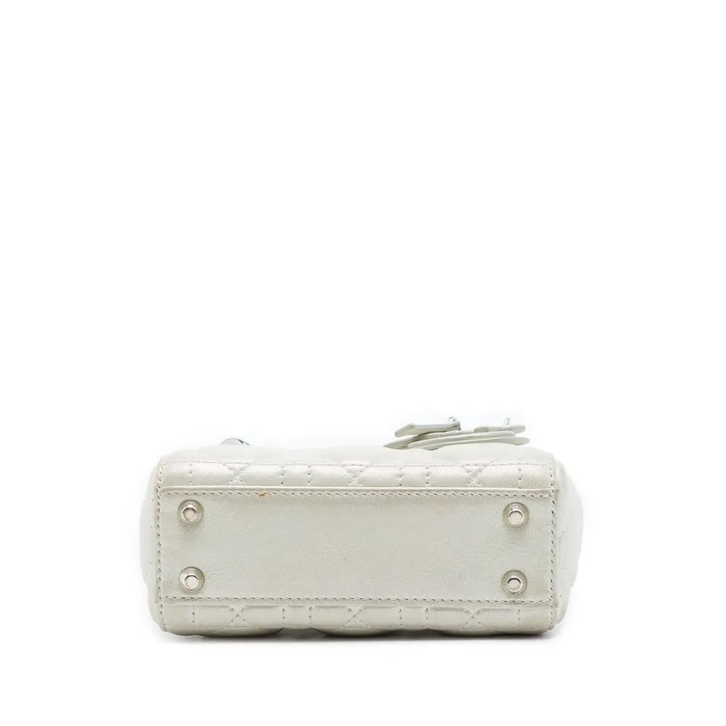 Dior Micro Iridescent Lambskin Cannage Lady Dior Silver Leather Very good - Inside View