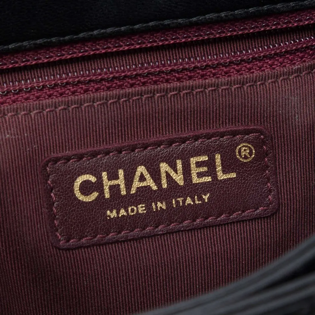 Chanel Quilted Lambskin Around The Corner Flap Black Leather Very good - Box View