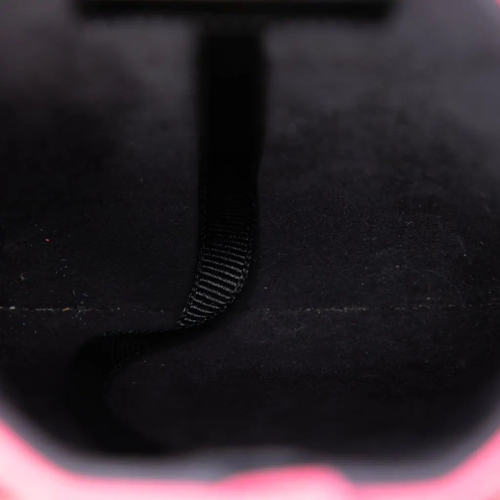 Chanel Tweed Chain Around Phone Holder Pink Very good - Model View