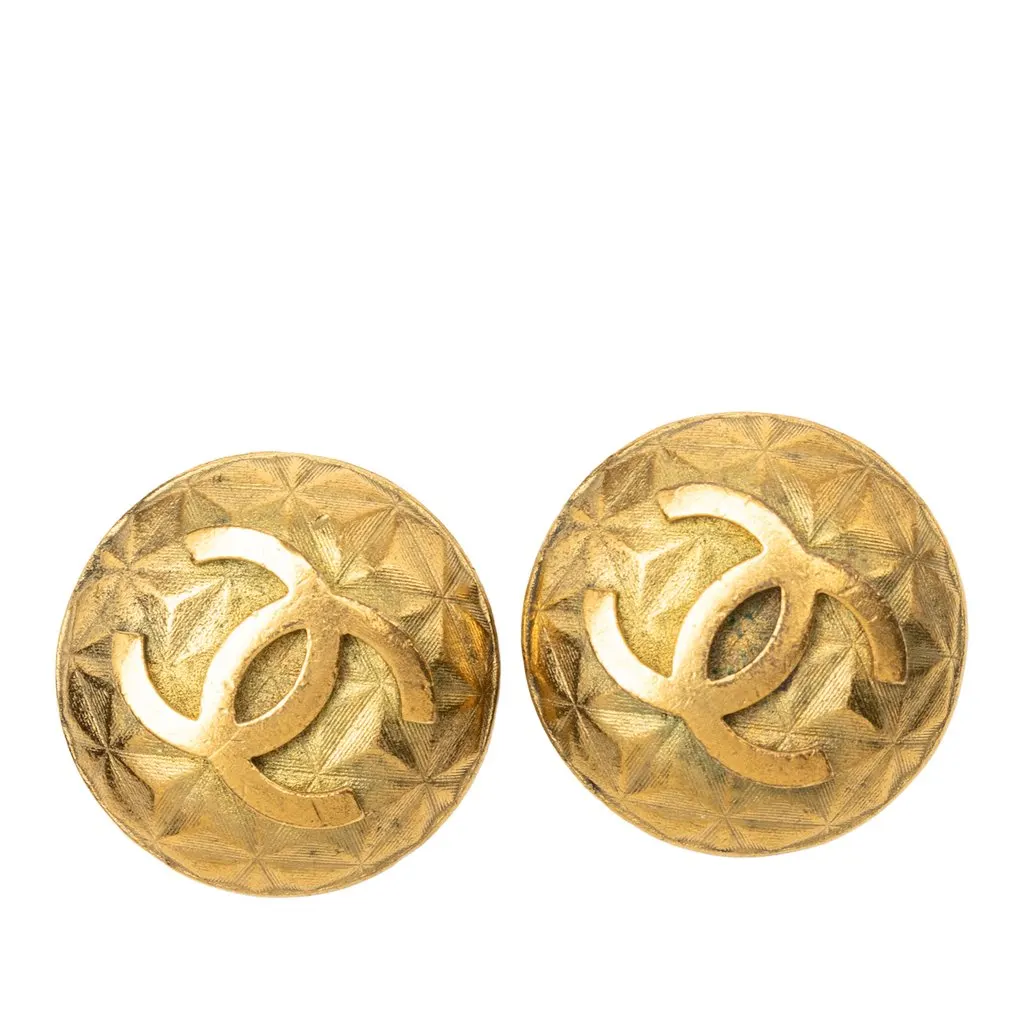 Chanel CC Gold Plated Round Clip On Earrings Gold Metal Very good - Front View