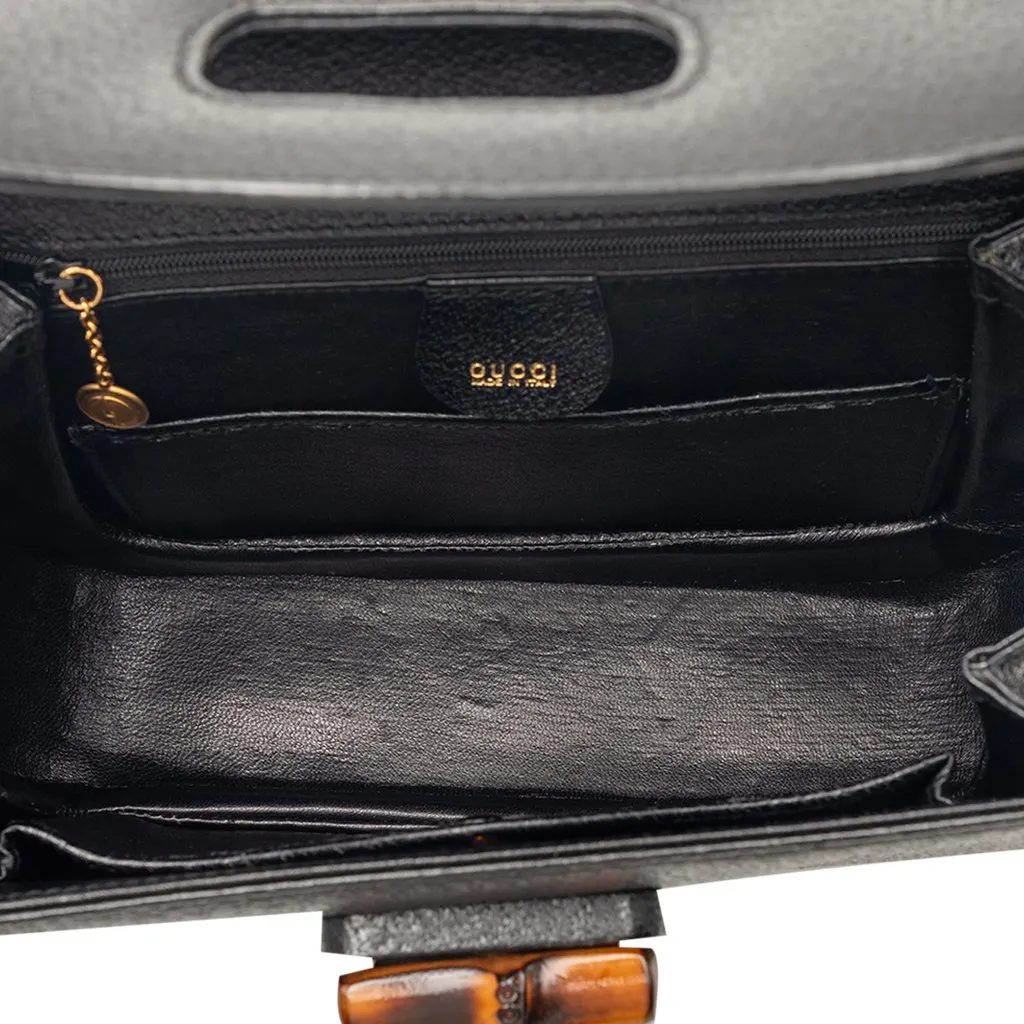 Gucci Small Grained Calfskin Bamboo Night Black Leather Very good - Model View