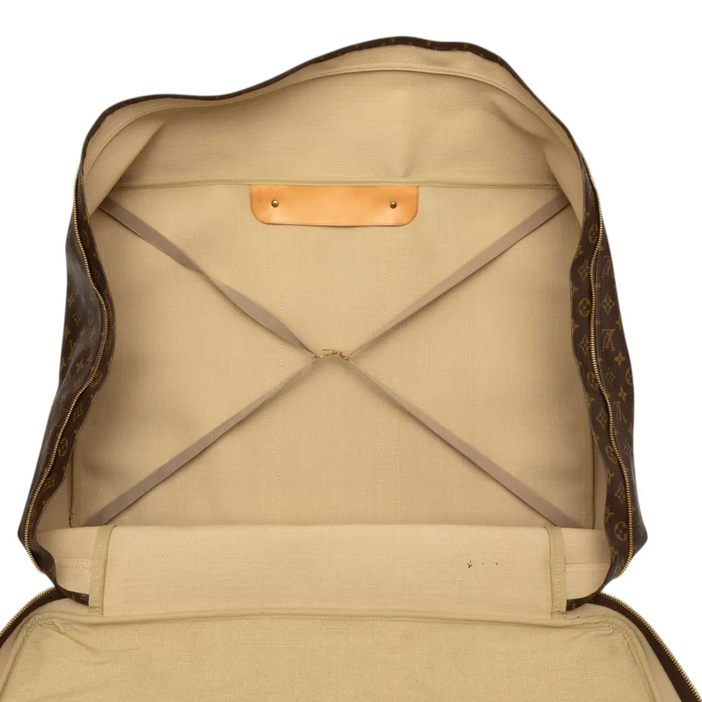Louis Vuitton Monogram Sirius 65 Brown Canvas Very good - Model View