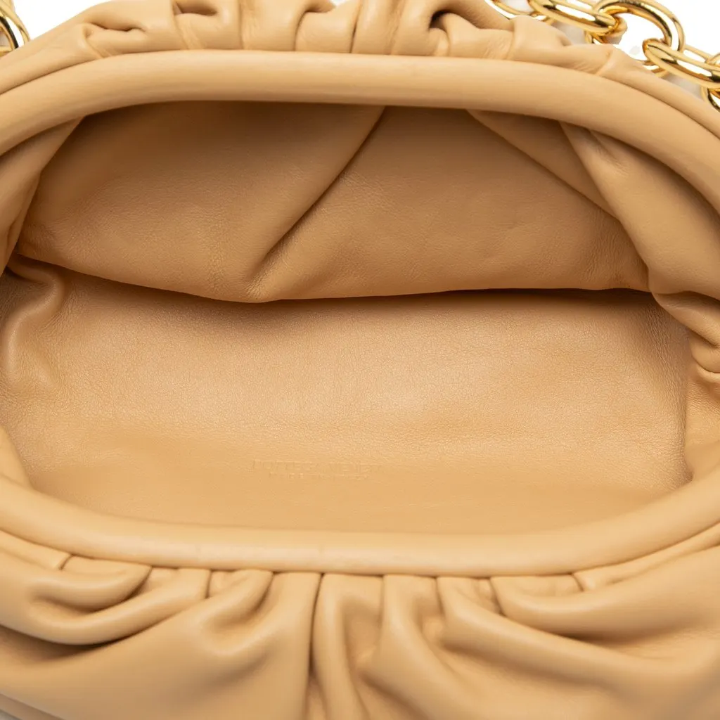 Bottega Veneta Lambskin Belt Chain Pouch Beige Leather Very good - Model View