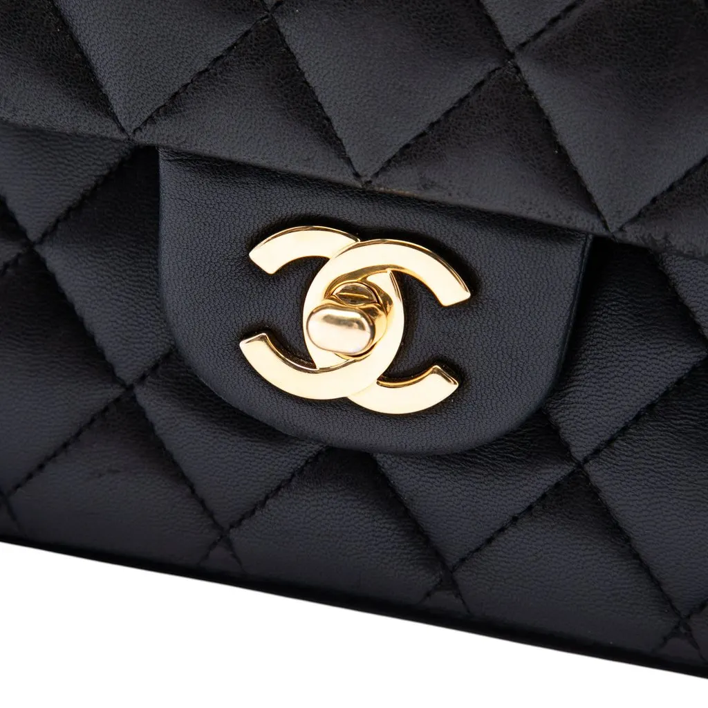 Chanel Medium Classic Lambskin Double Flap Black Leather Very good - Box View