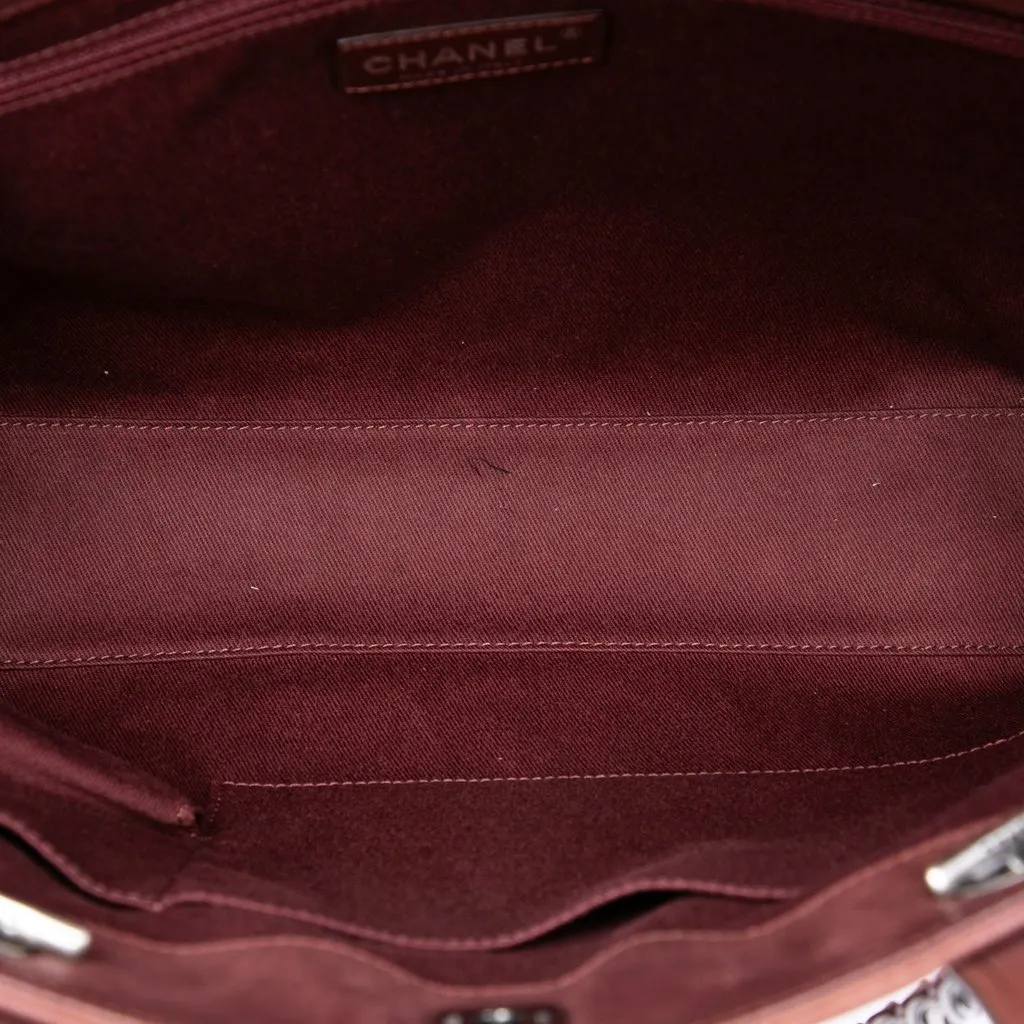 Chanel Iridescent Calfskin In The Mix Portobello Soft Tote Brown Leather Very good - Model View
