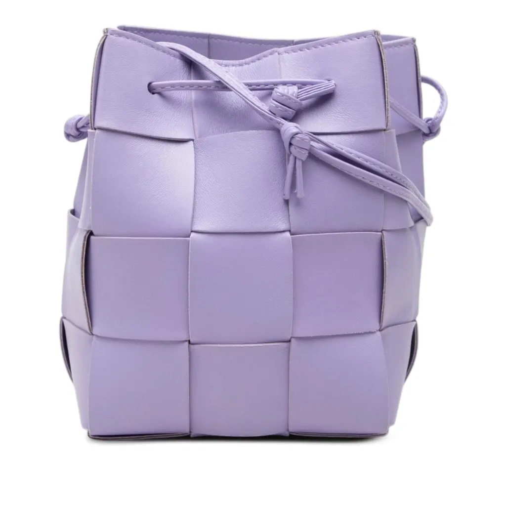 Bottega Veneta Small Nappa Maxi Intrecciato Cassette Bucket Bag Purple Leather Very good - Front View