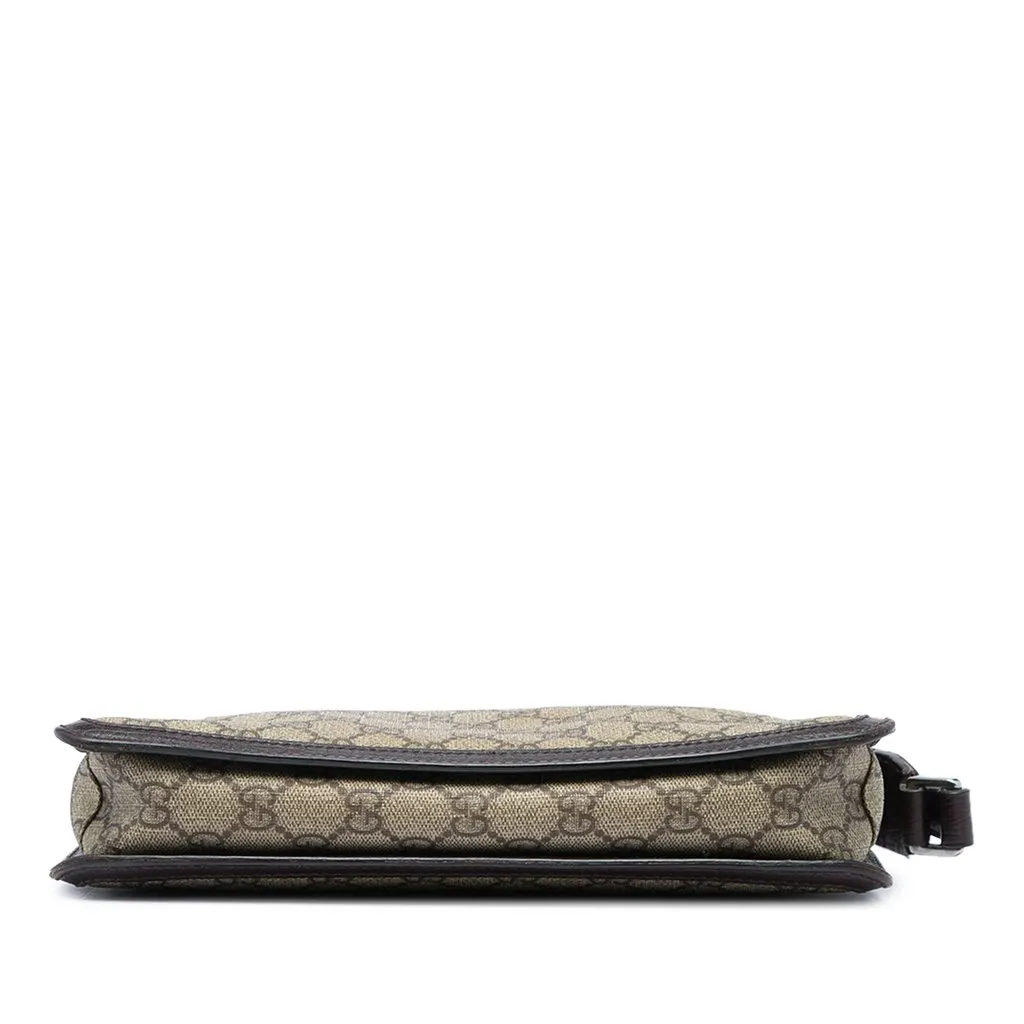 Gucci GG Supreme Clutch Beige Canvas Good - Inside View