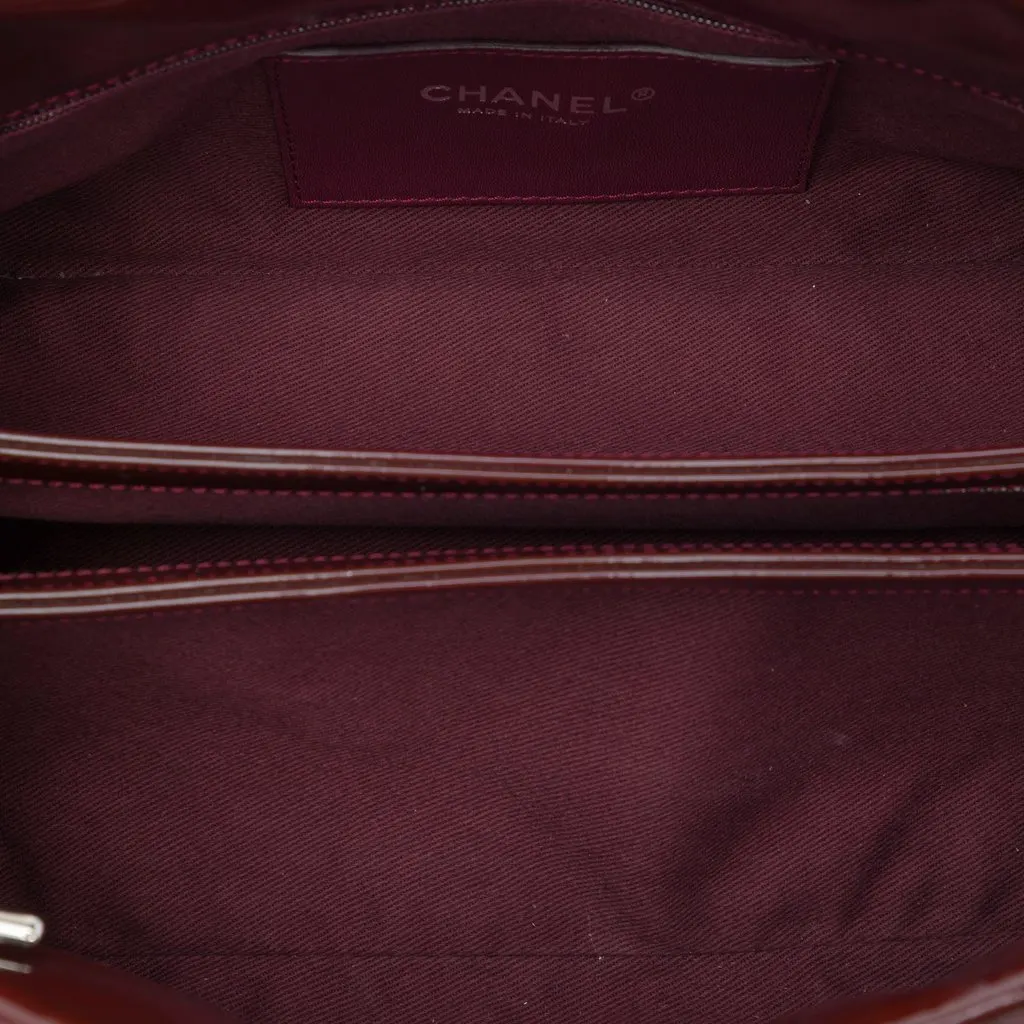 Chanel Medium Quilted Patent Just Mademoiselle Bowling Bag Red Leather Very good - Model View