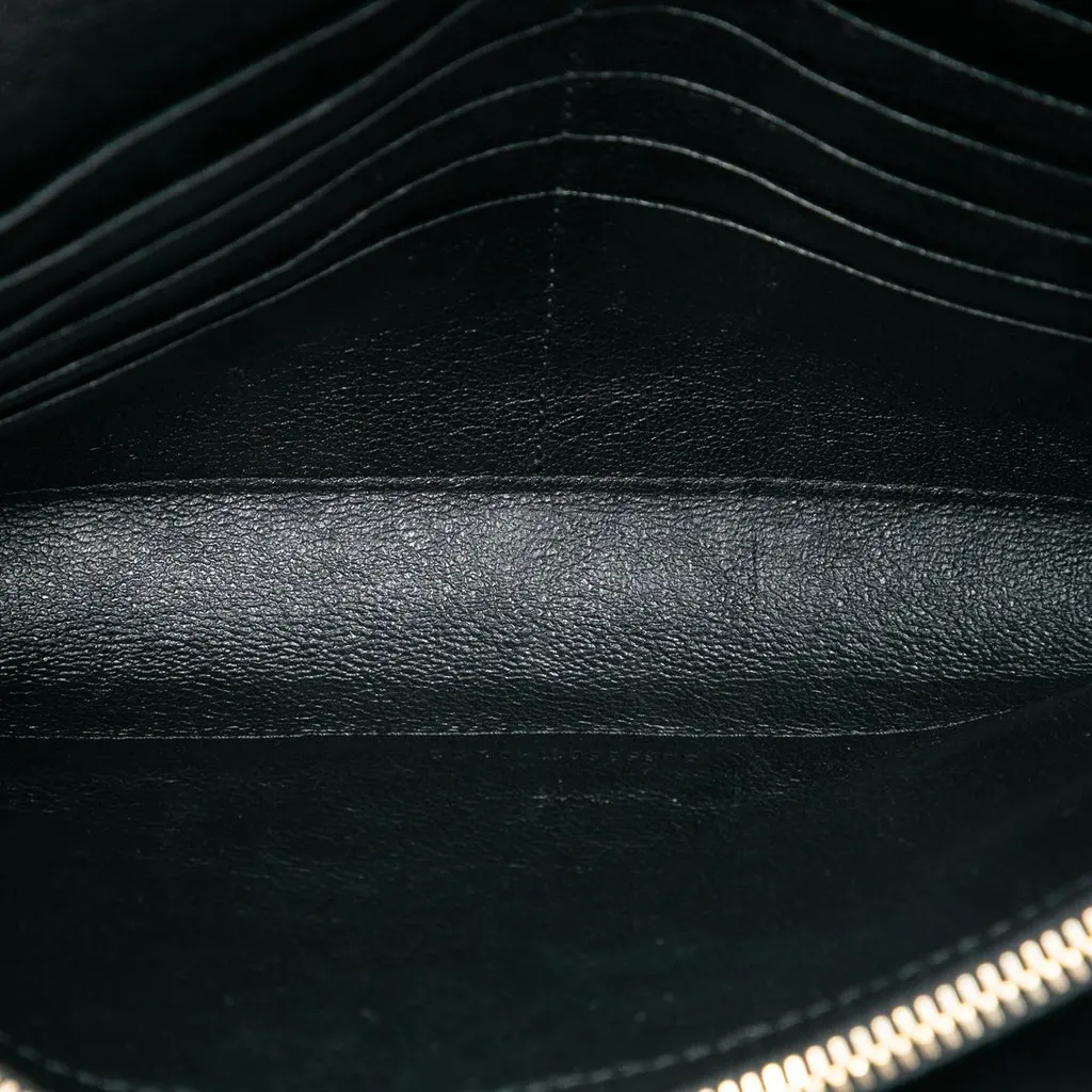 Saint Laurent Quilted Diamond Lambskin Becky Wallet on Chain Black Leather Very good - Model View