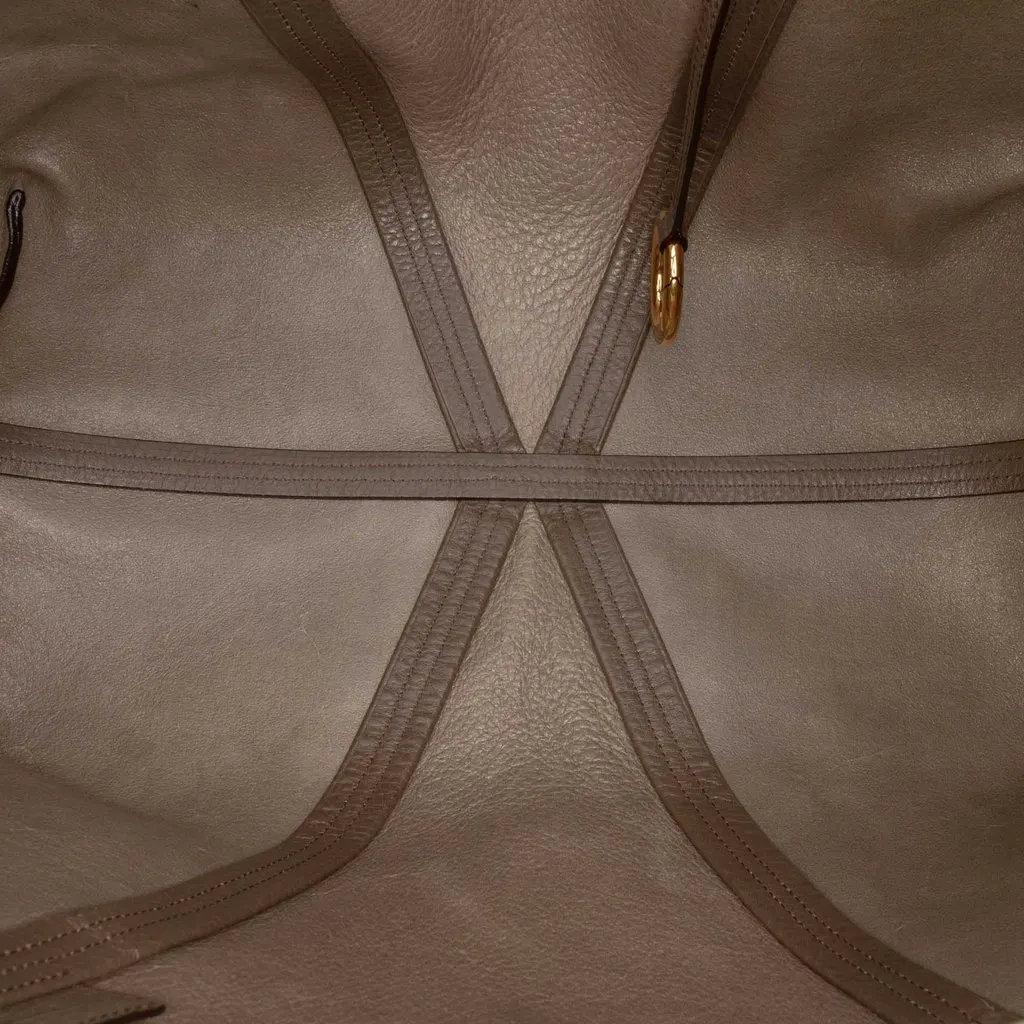 Chloé Grained Calfskin Spin East West Tote MultiColor Leather Good - Model View