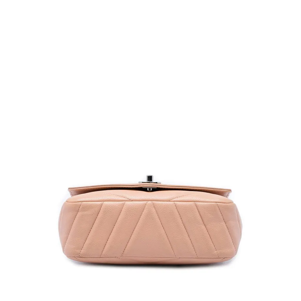 Chanel Small Chevron Caviar Data Center Envelope Flap Beige Leather Very good - Inside View