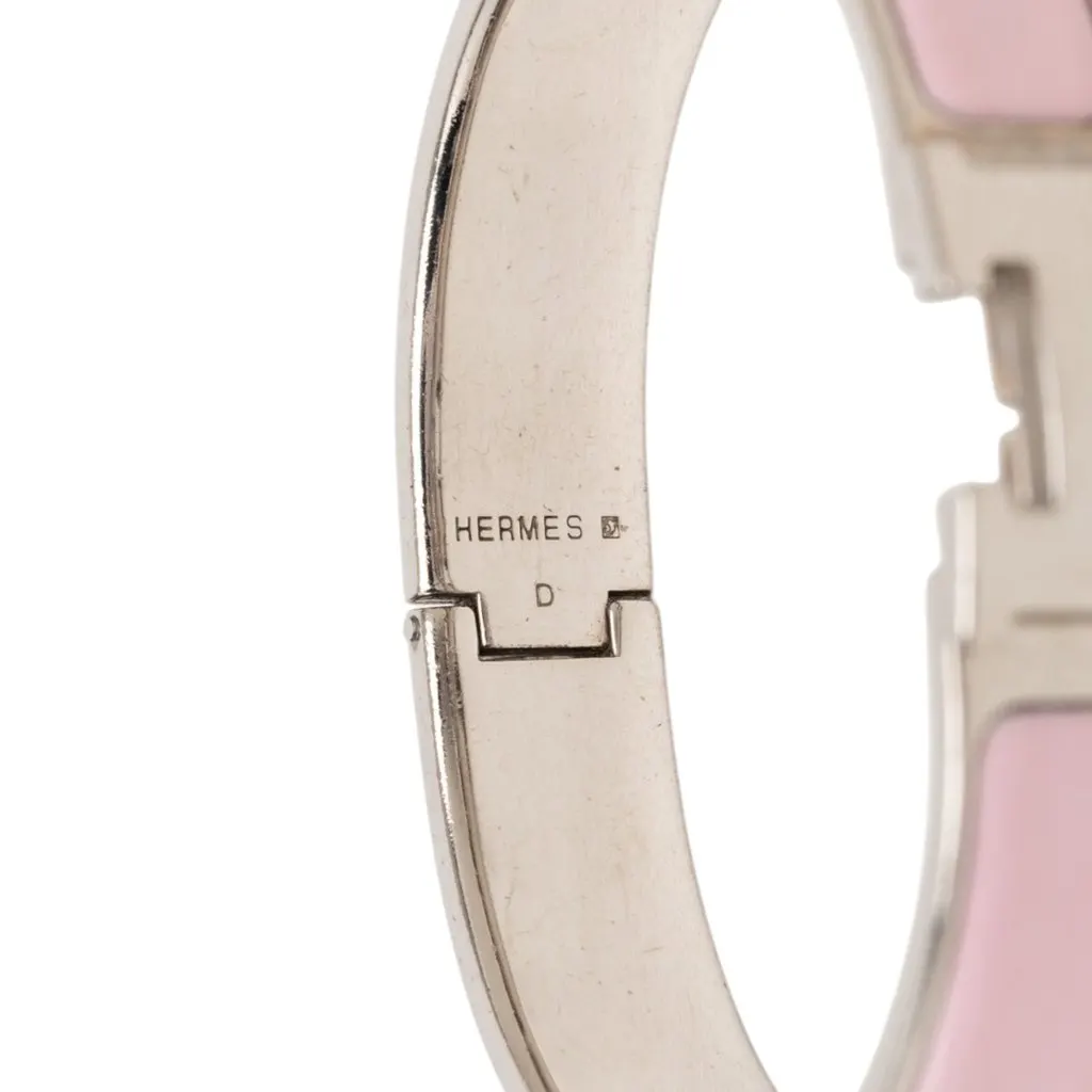 Hermès Narrow Enamel Clic H Bracelet PM Pink Very good - Model View