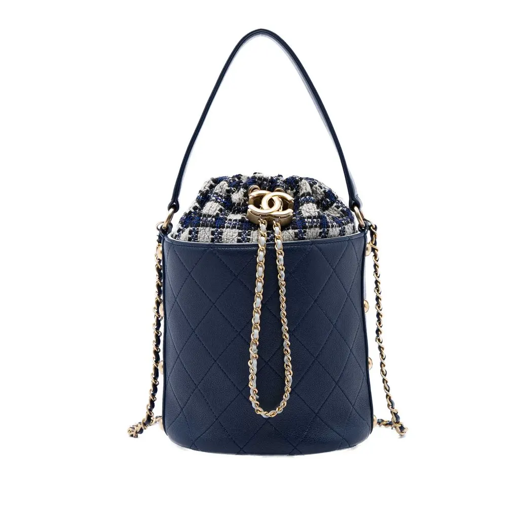Chanel Medium CC Calfskin and Tweed Drawstring Bucket Bag Blue Leather Very good - Front View