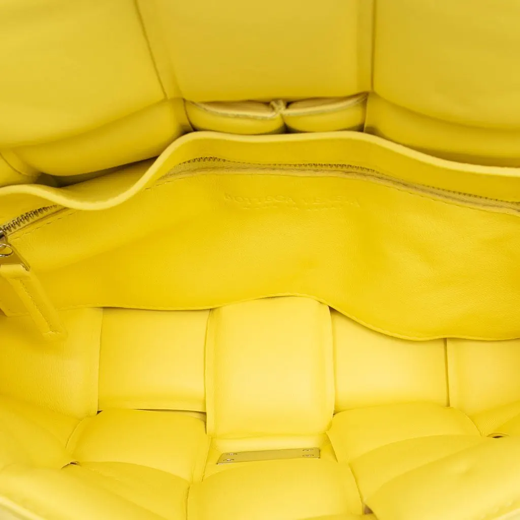Bottega Veneta Nappa Intrecciato Padded Cassette Crossbody Yellow Leather Very good - Model View