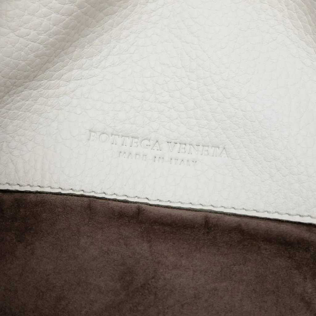 Bottega Veneta Intrecciato Trimmed Cervo Zip Around Expandable Tote White Leather Very good - Box View