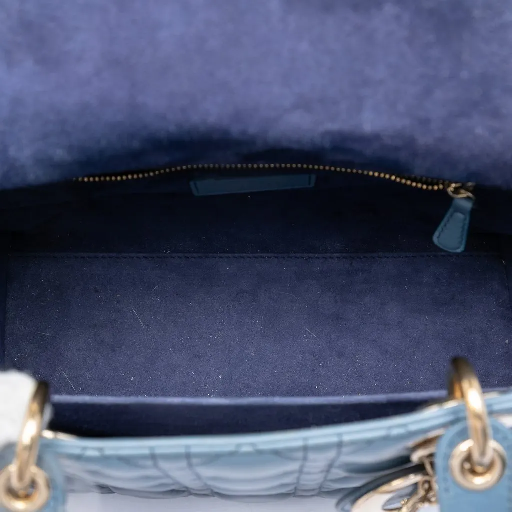 Dior Medium Ombre Lambskin Cannage Lady Dior Blue Leather Very good - Model View