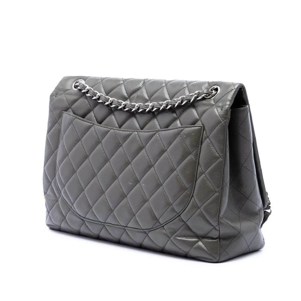 Chanel Maxi Classic Caviar Single Flap Green Leather Very good - Back View