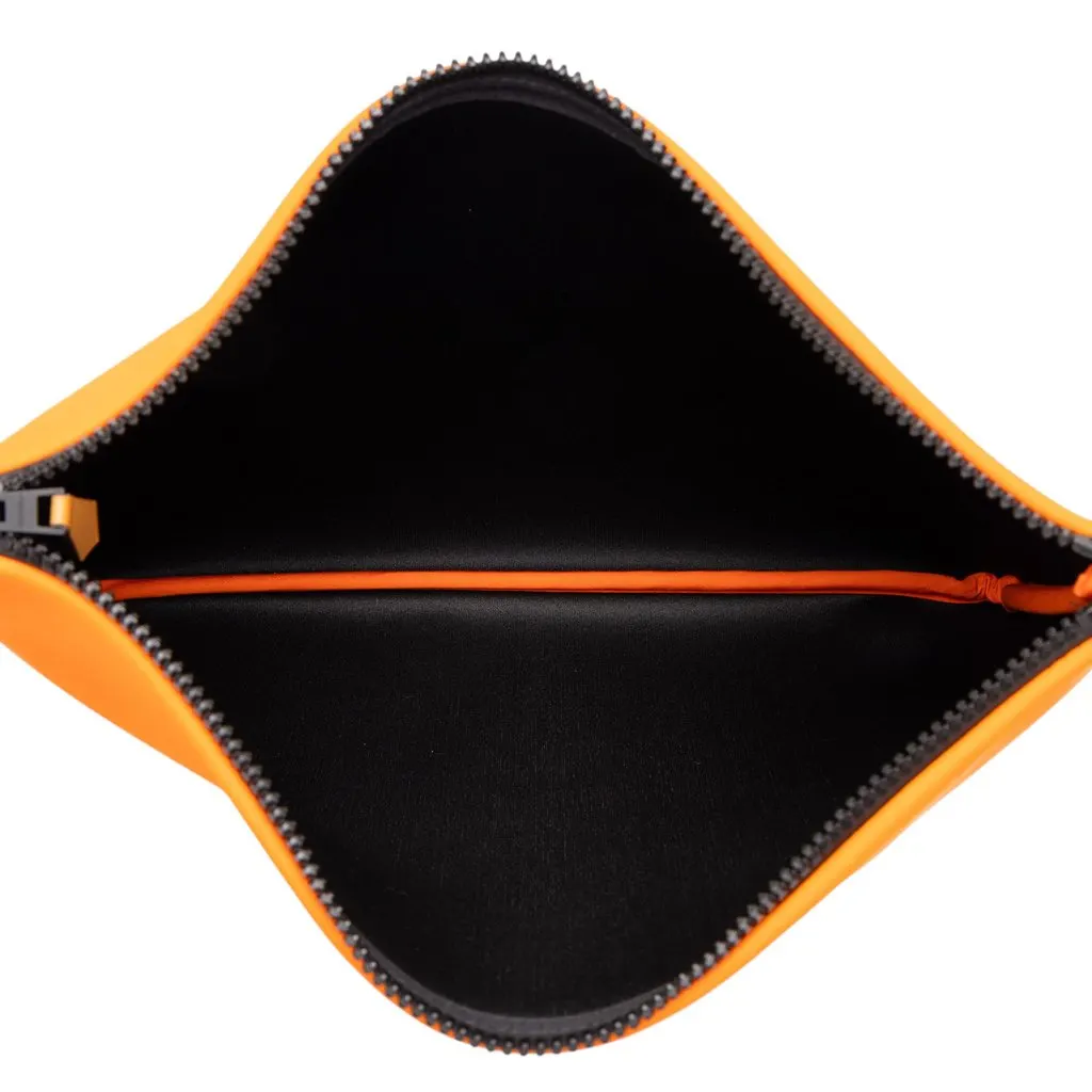 Hermès Large Neoprene Neobain Case Orange Polyester Very good - Model View