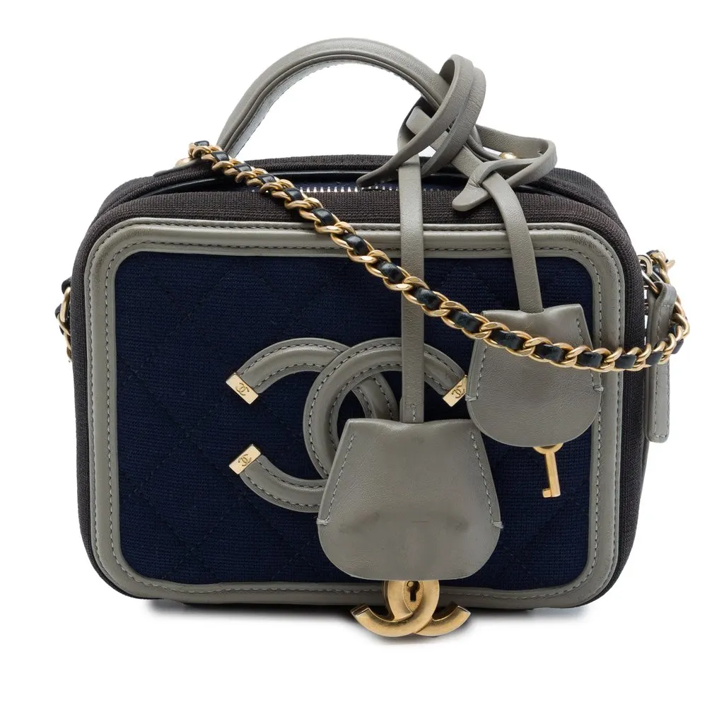 Chanel Small Jersey CC Filigree Vanity Case Blue Very good - Front View