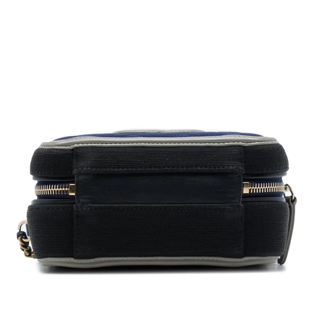 Chanel Small Jersey CC Filigree Vanity Case Blue Very good - Inside View