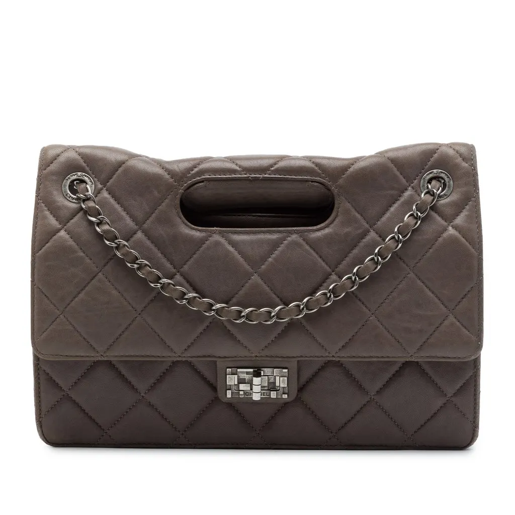 Chanel Paris Byzance Jumbo Washed Lambskin Take Away Flap Brown Leather Very good - Front View