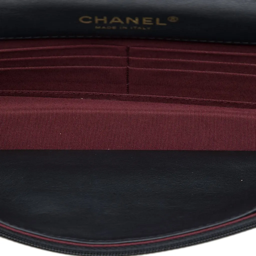 Chanel Quilted Patent Golden Class East West Wallet on Chain Black Leather Very good - Model View
