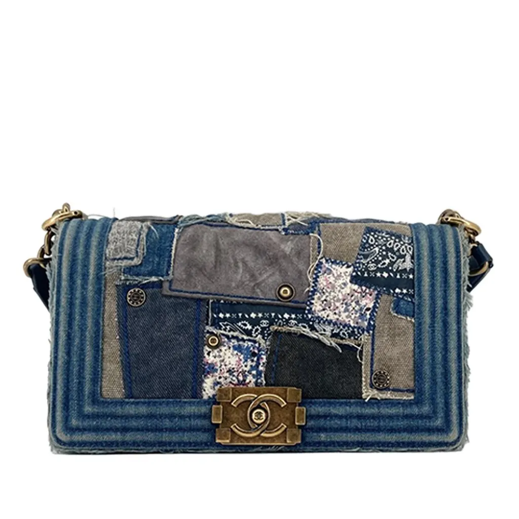 Chanel Old Medium Denim Patchwork Boy Bag Blue Denim Very good - Front View