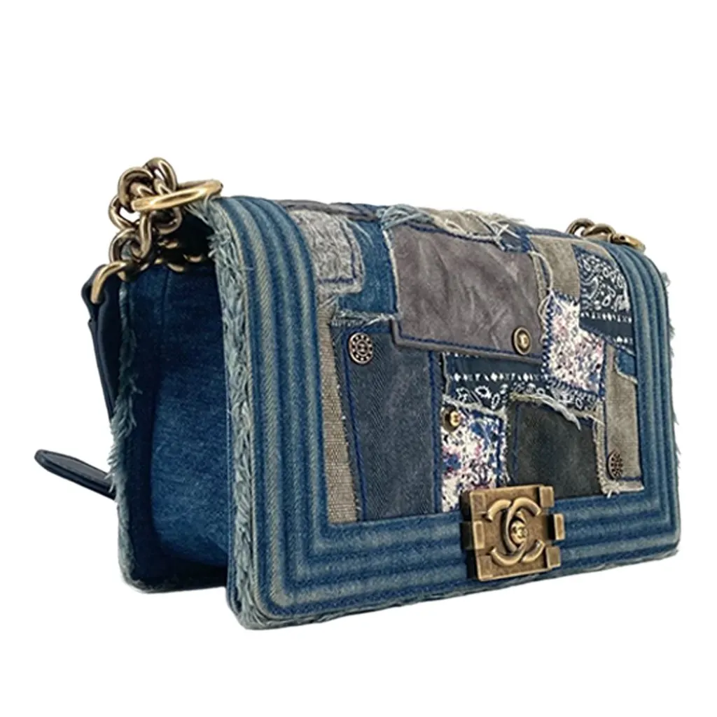 Chanel Old Medium Denim Patchwork Boy Bag Blue Denim Very good - Inside View