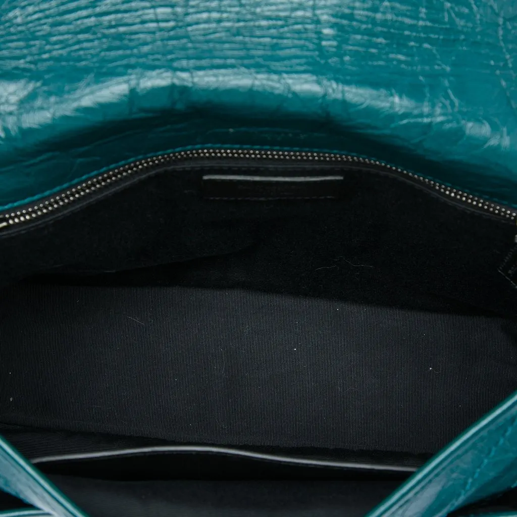 Saint Laurent Medium Crinkled Calfskin Niki Green Leather Very good - Model View