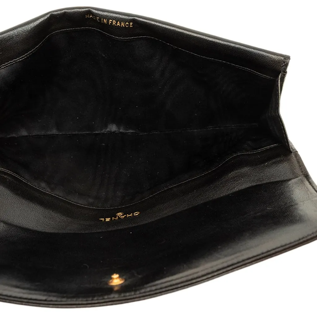 Chanel CC Lambskin Stitched Double Flap Long Wallet Black Leather Very good - Model View