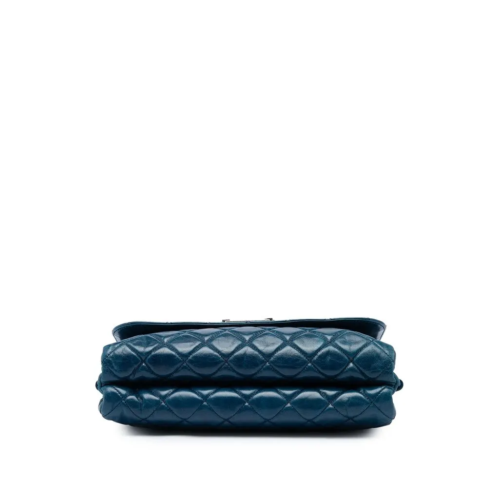 Chanel Quilted Glazed Calfskin Soft Boy Flap Blue Leather Very good - Inside View