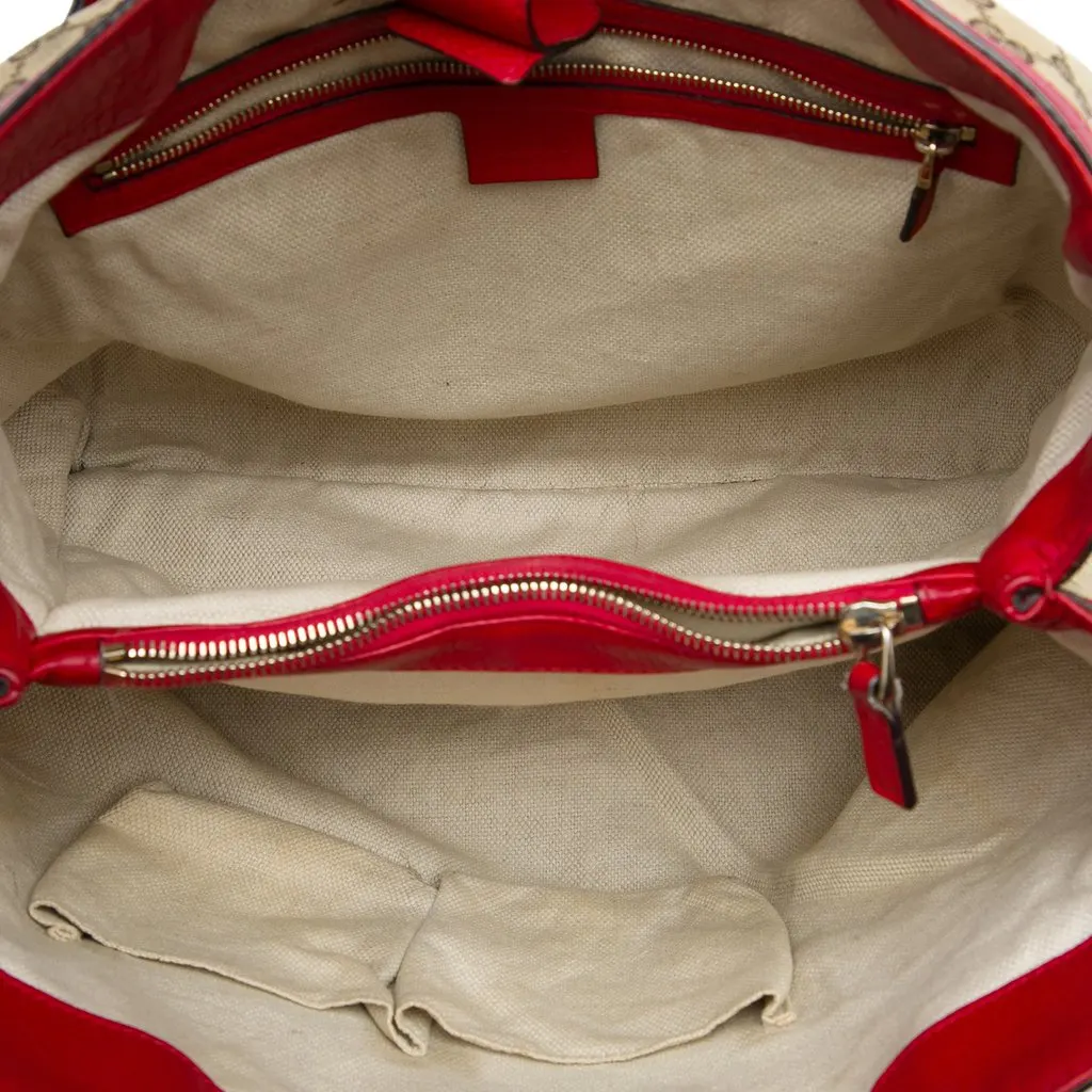 Gucci GG Canvas Bamboo Diana Tote Beige Canvas Very good - Model View