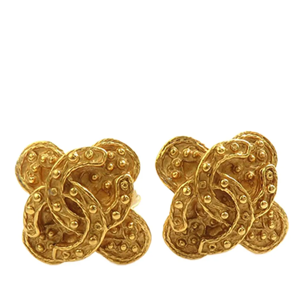 Chanel CC Gold Plated Clover Clip On Earrings Gold Metal Very good - Front View