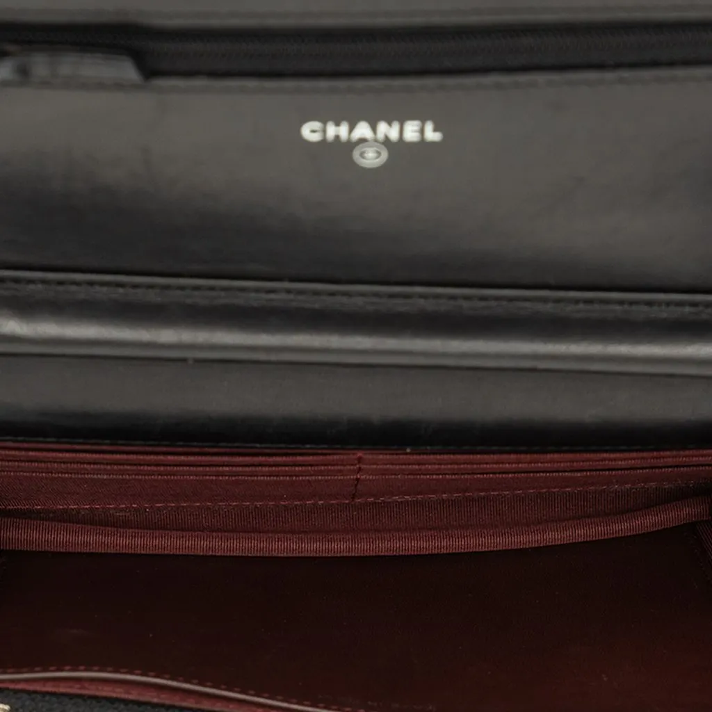 Chanel CC Quilted Lambskin Wallet On Chain Black Leather Very good - Model View
