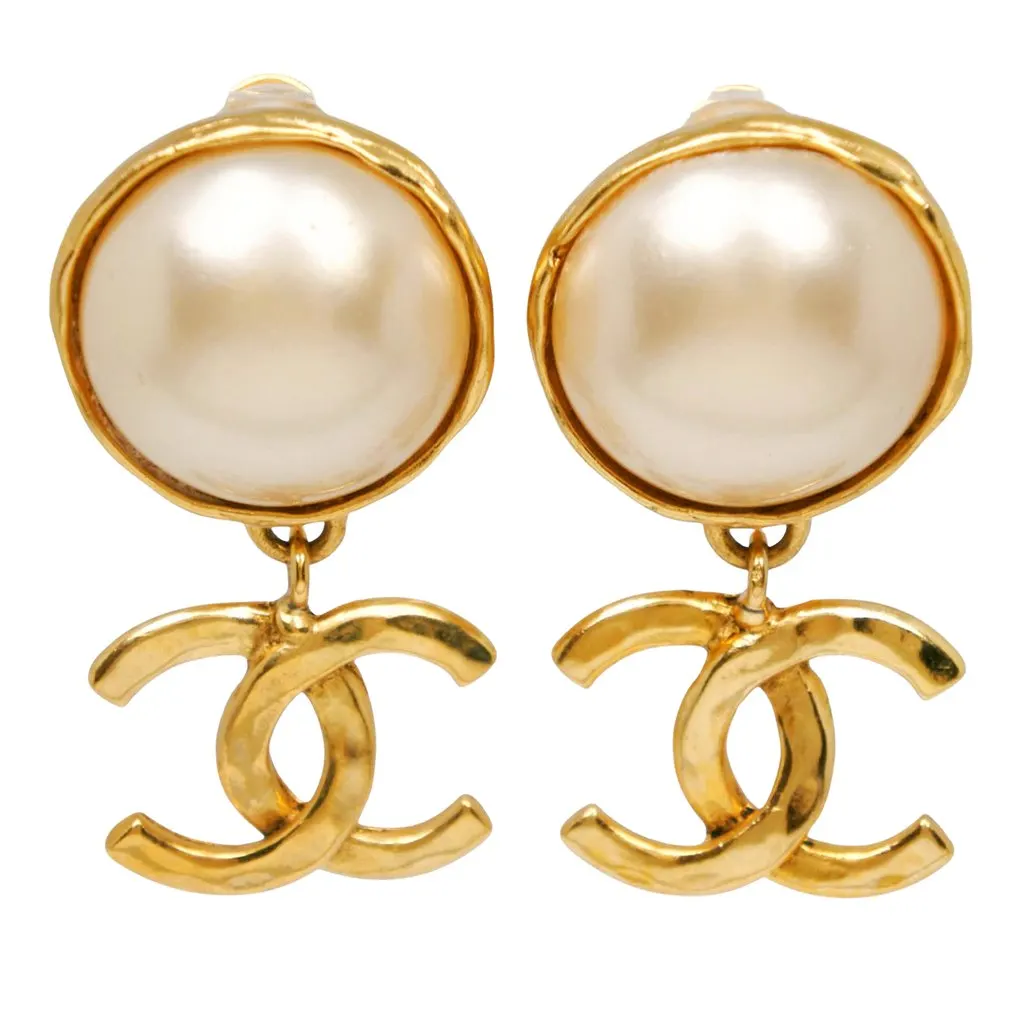 Chanel CC Gold Plated Faux Pearl Drop Clip On Earrings Gold Metal Very good - Front View