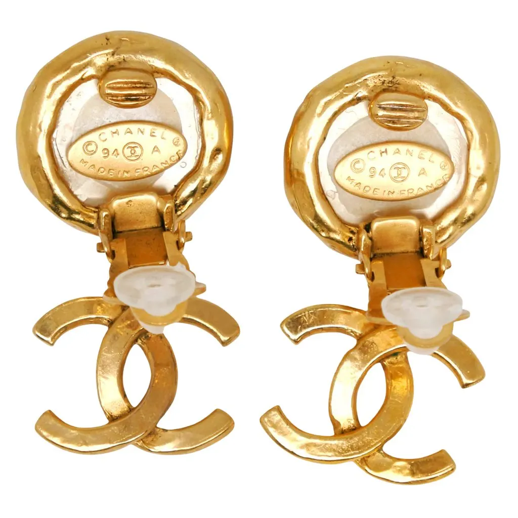 Chanel CC Gold Plated Faux Pearl Drop Clip On Earrings Gold Metal Very good - Inside View