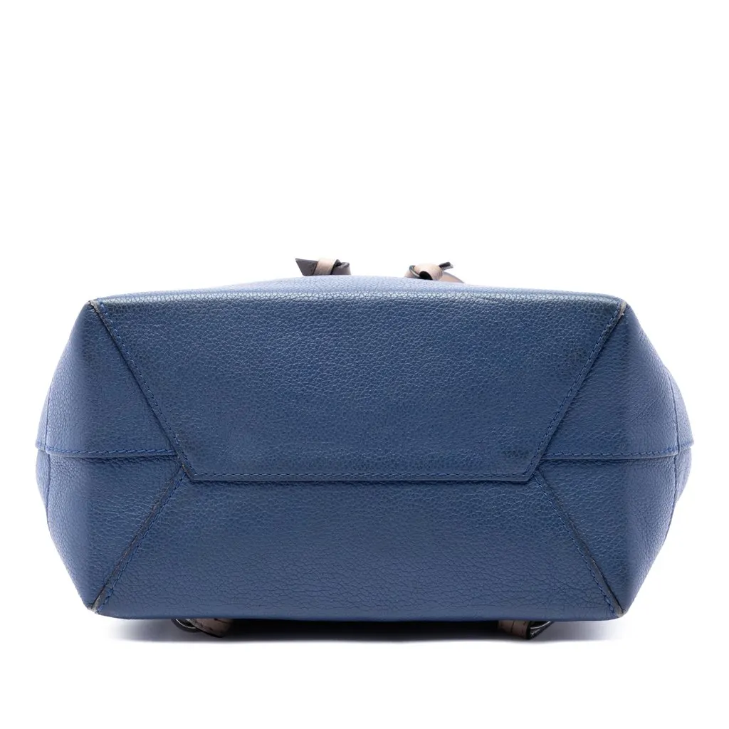 Louis Vuitton Bicolor Taurillon Lockme Backpack Blue Leather Very good - Inside View