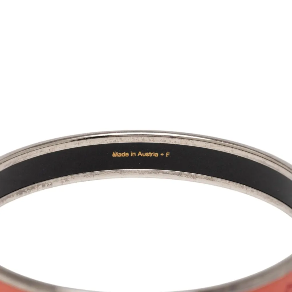 Hermès Narrow Caleche Enamel Bracelet 65 Orange Very good - Model View