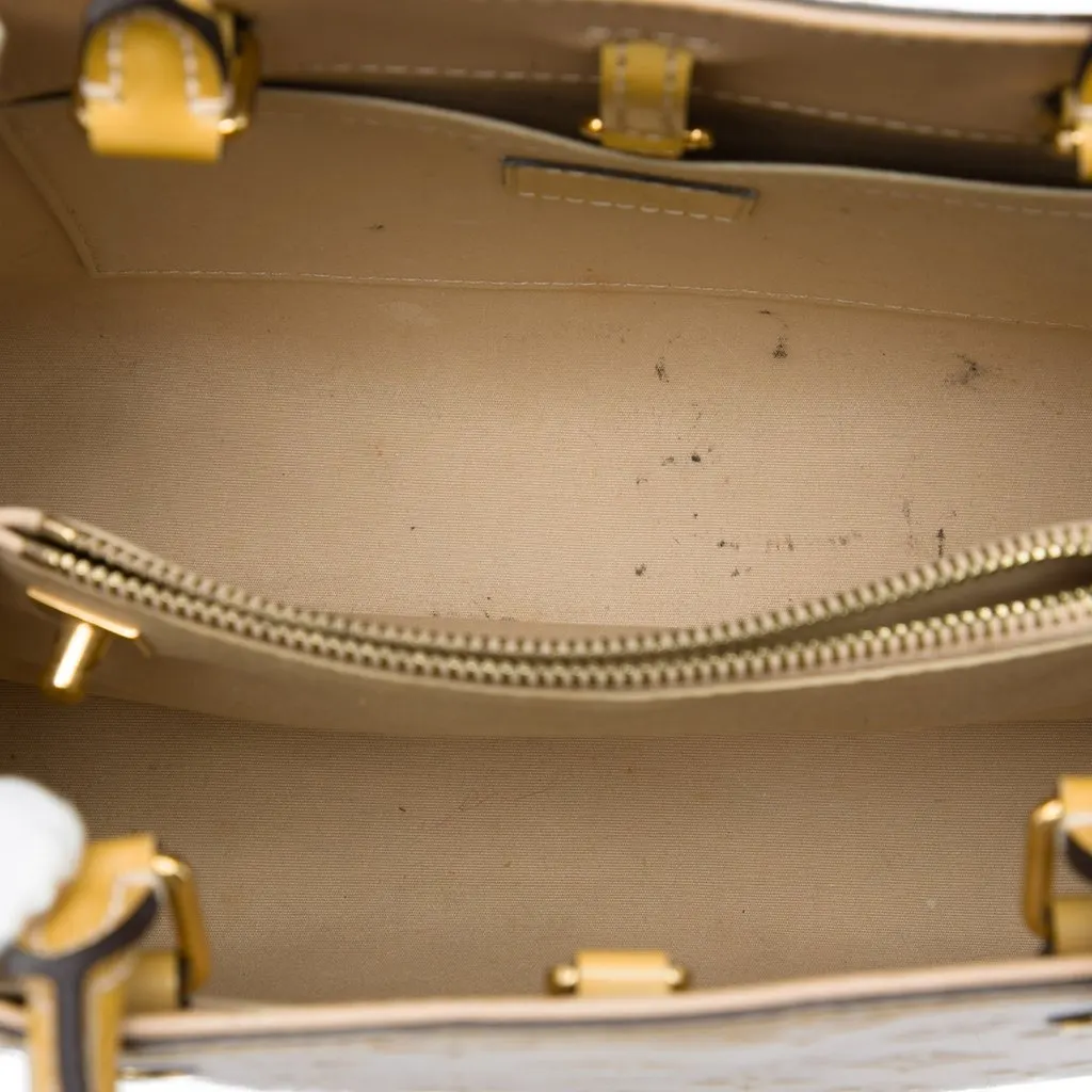 Louis Vuitton Monogram Vernis Montaigne BB Beige Leather Very good - Model View