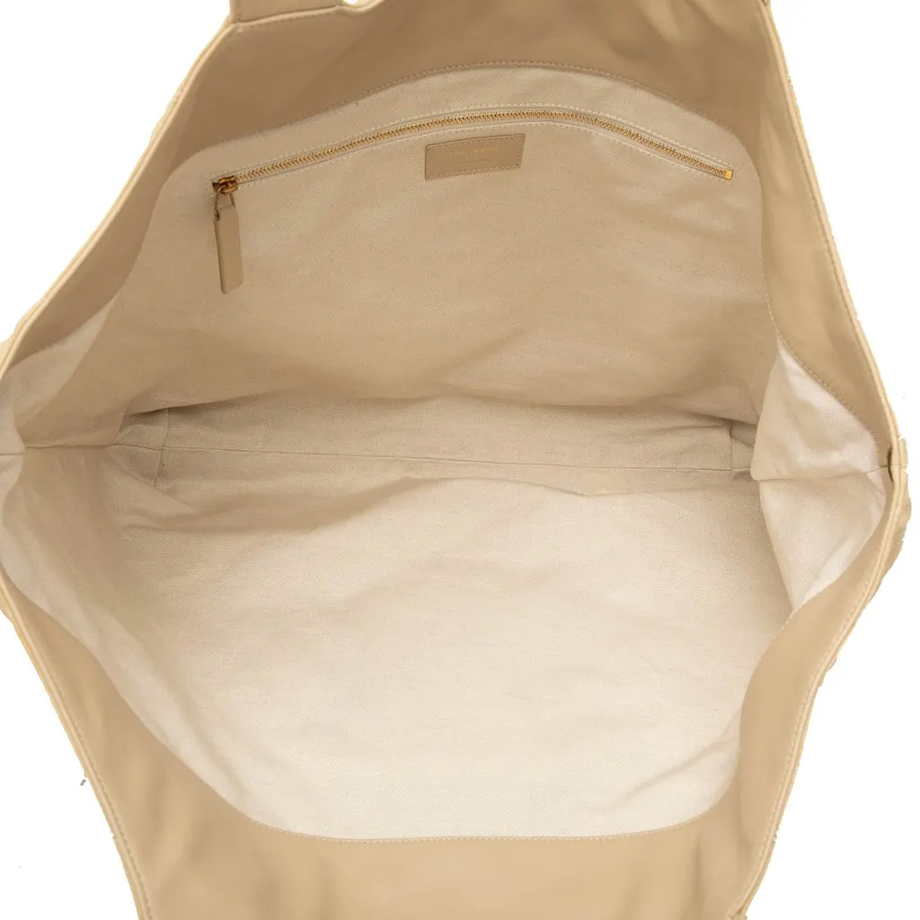 Saint Laurent Maxi Quilted Nubuck Icare Shopping Tote Beige Leather Very good - Model View